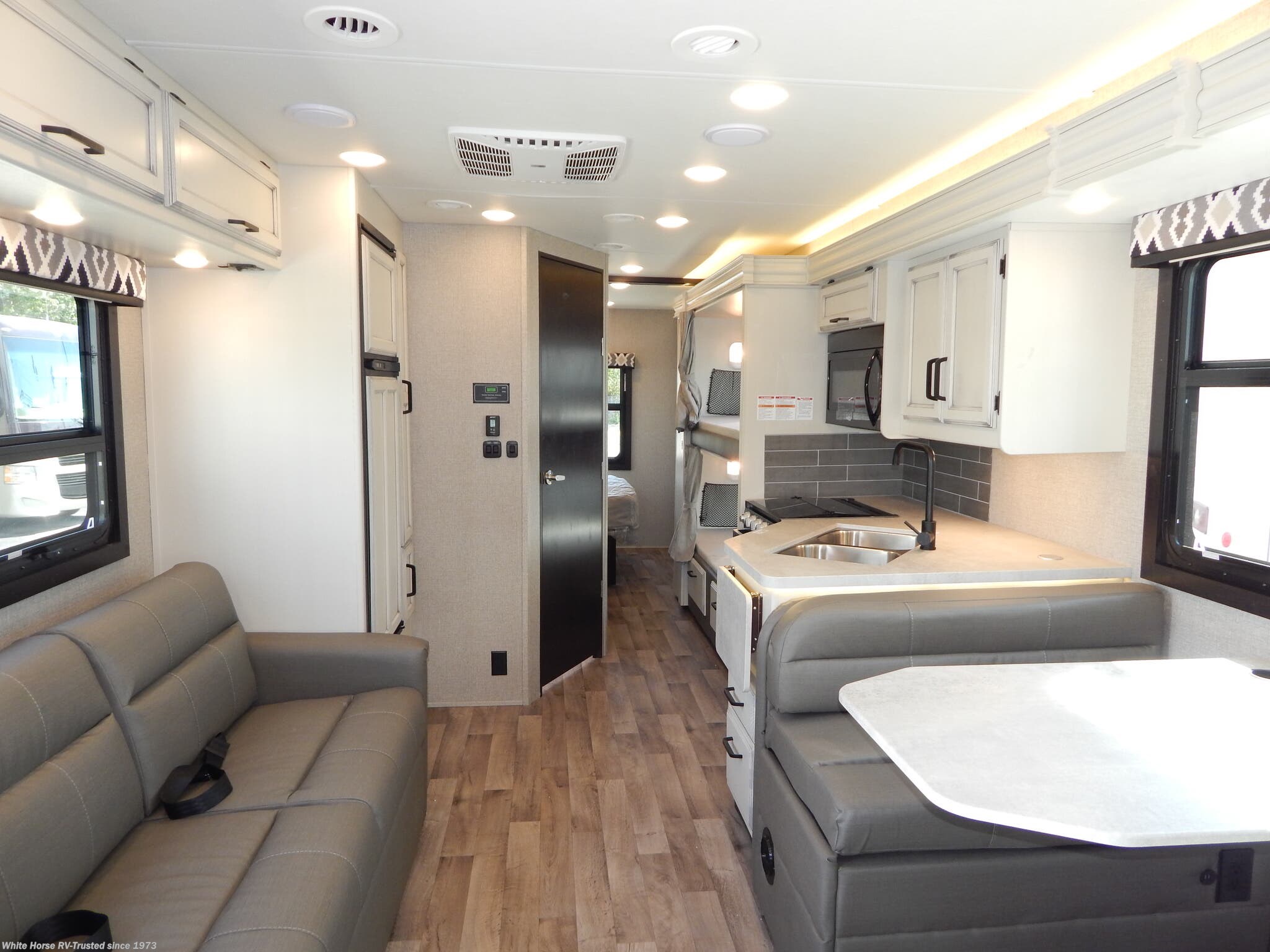 Jayco Morgan Hill: Don'T Wait, Your Dream Rv Is Calling! - jilqp2o