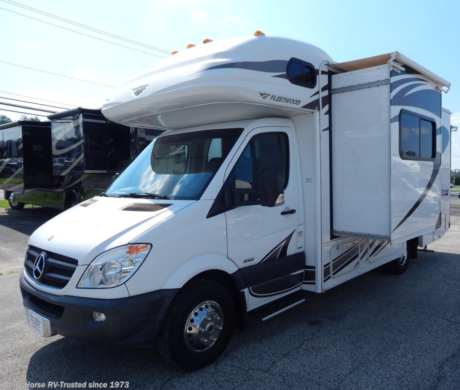 P13229 B 2013 Fleetwood Jamboree Sport 24r Diesel Double Slide Class C For Sale In Williamstown Nj