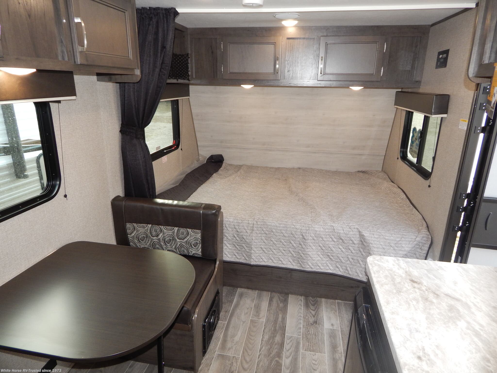 2021 Jayco Jay Flight SLX 174BH Front Queen Bed, Bunk Beds RV for Sale