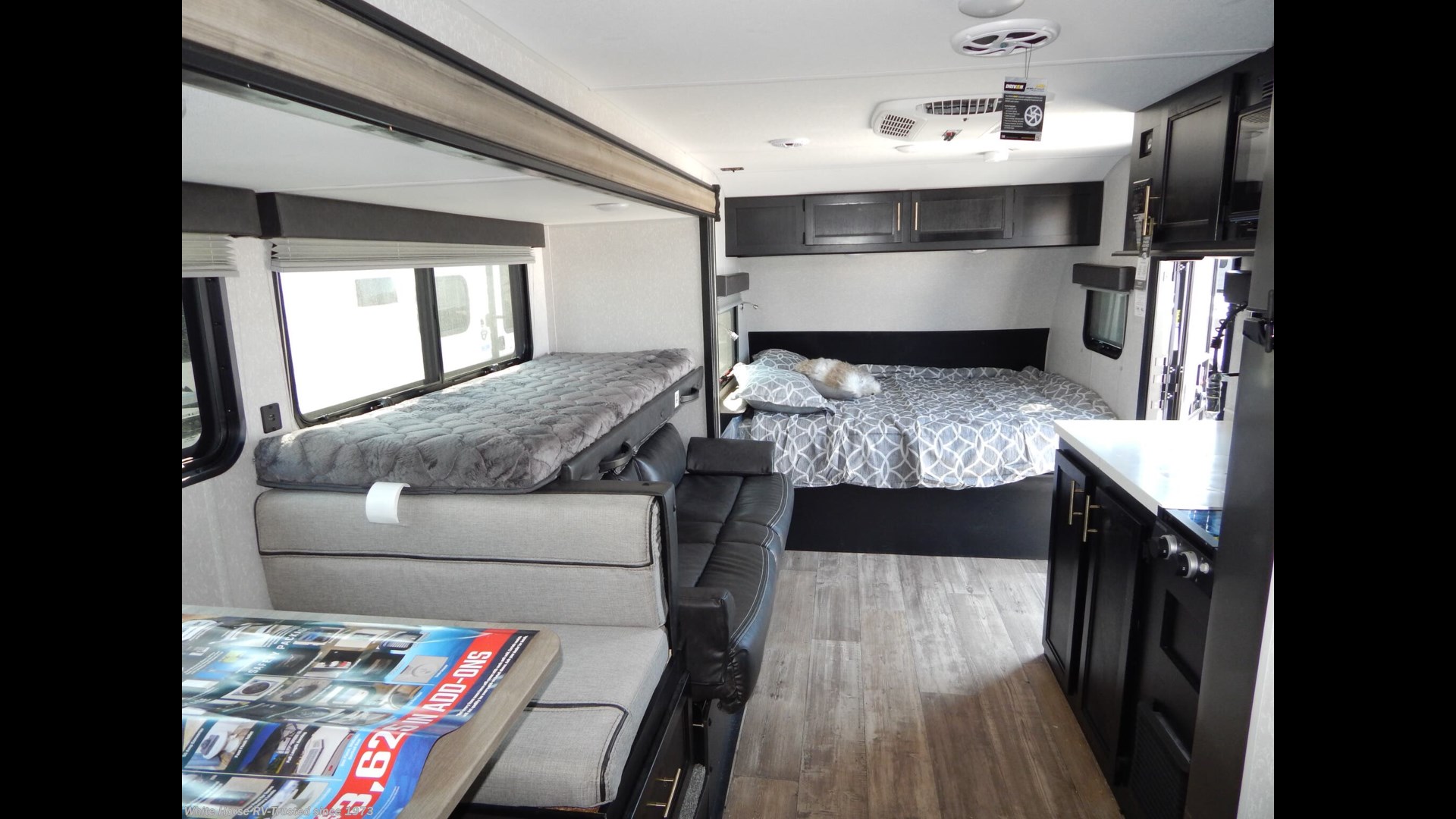 WP14165 - 2022 Forest River Cherokee Wolf Pup 18TO BL Black ...