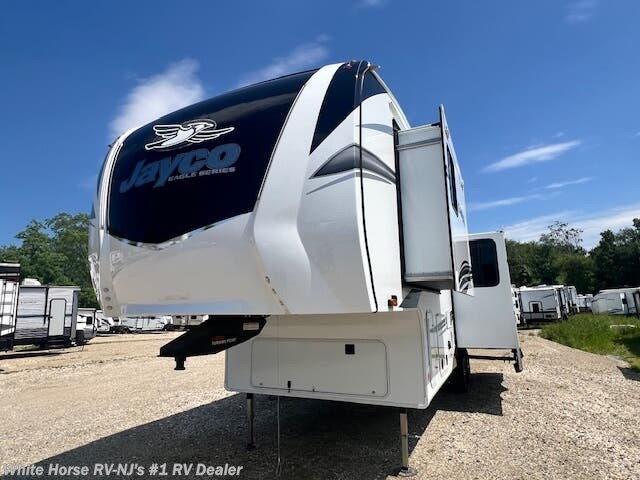 New 2023 Jayco Eagle HT 29.5BHDS available in Williamstown, New Jersey