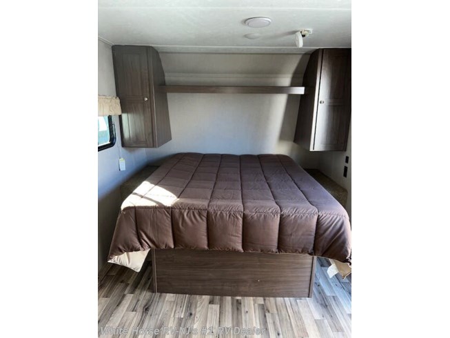 2019 Hideout 179LHS Dinette Slide, Front Queen, Rear Bath by Keystone from White Horse RV Center in Williamstown, New Jersey