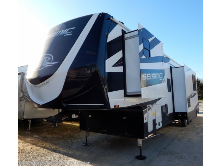 New 2023 Jayco Seismic 395 available in Williamstown, New Jersey
