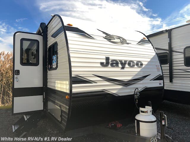New 2024 Jayco Jay Flight SLX 184BS available in Williamstown, New Jersey