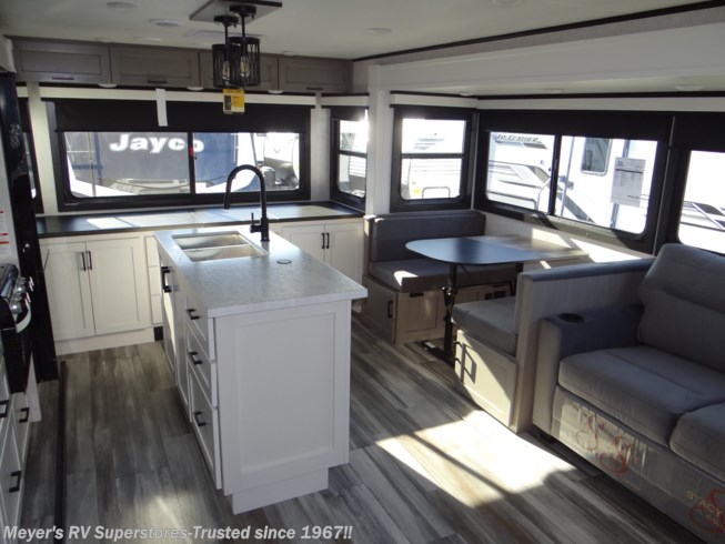 2025 Jayco Jay Feather 27MK #JF15311 - For Sale in Williamstown, NJ
