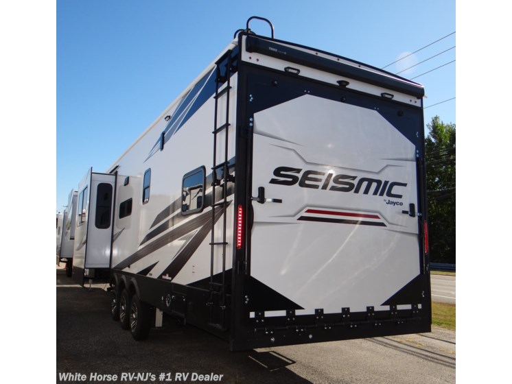 New 2025 Jayco Seismic 399 available in Williamstown, New Jersey