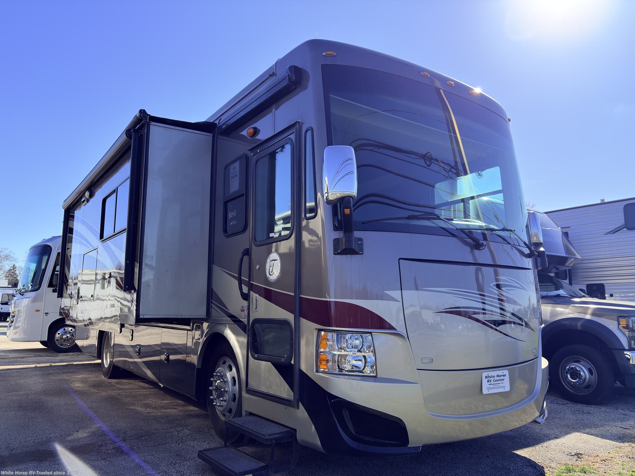 MH15379 - 2013 Tiffin Allegro Red 33 AA Quad Slide, Rear East-West