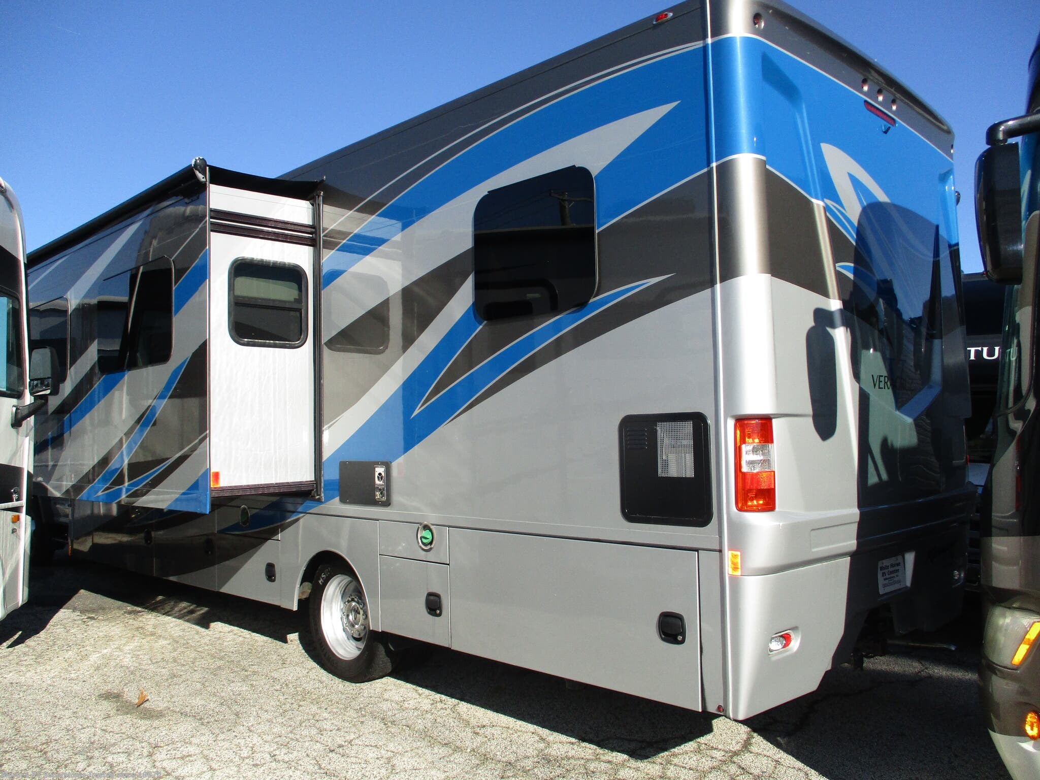 2020 Renegade RV Veracruz 35MDS Diesel Double Slide RV for Sale in ...