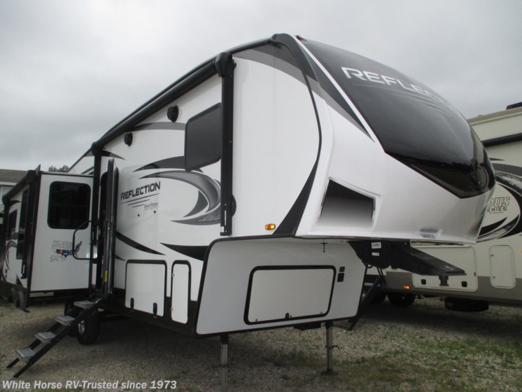 Used 2022 Grand Design Reflection 303RLS available in Egg Harbor City, New Jersey