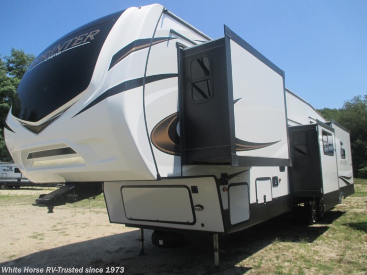 Used 2021 Keystone Sprinter Limited 3590LFT available in Williamstown, New Jersey