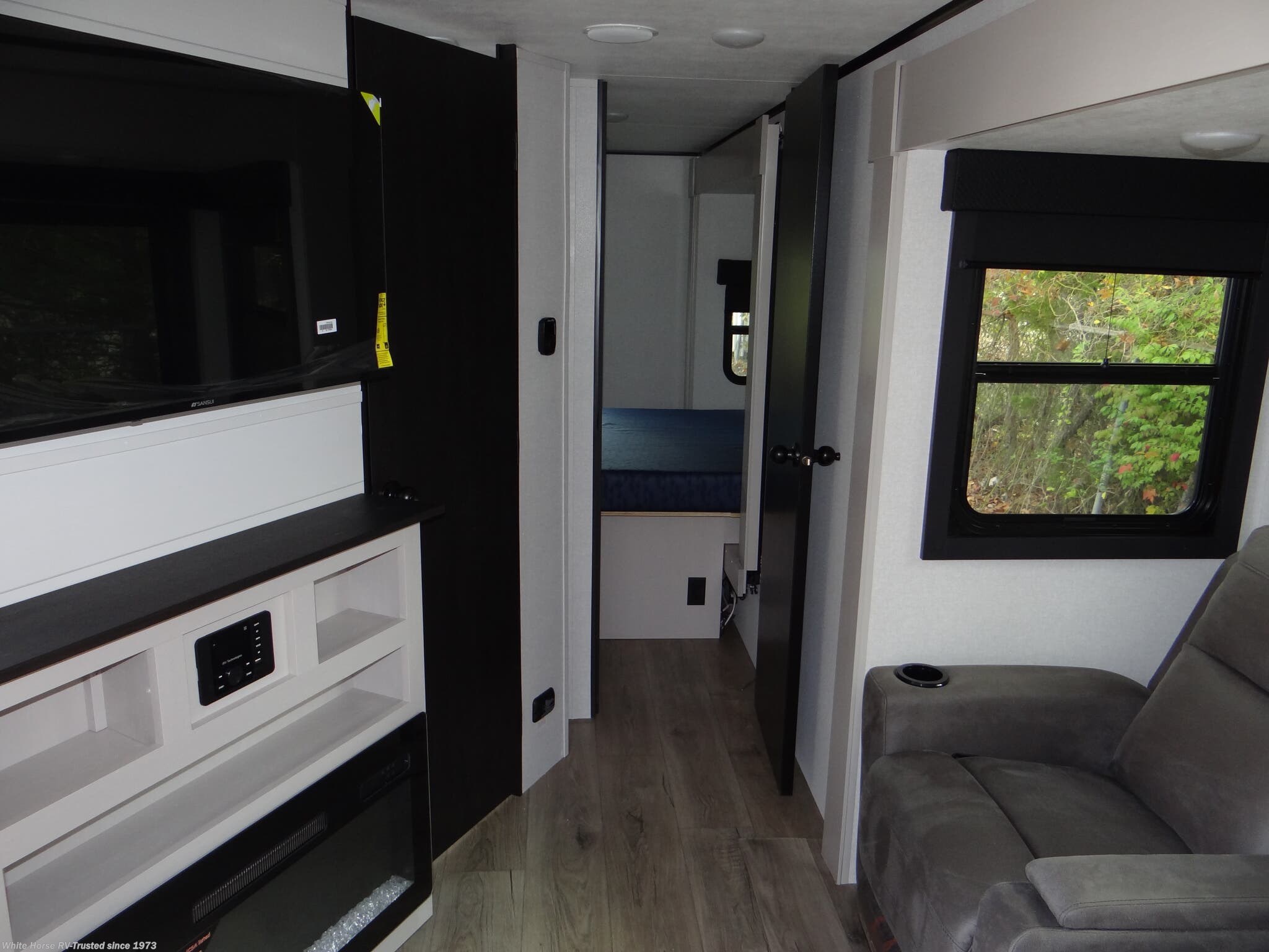 New 2026 Jayco Jay Feather 24FK available in Williamstown, New Jersey