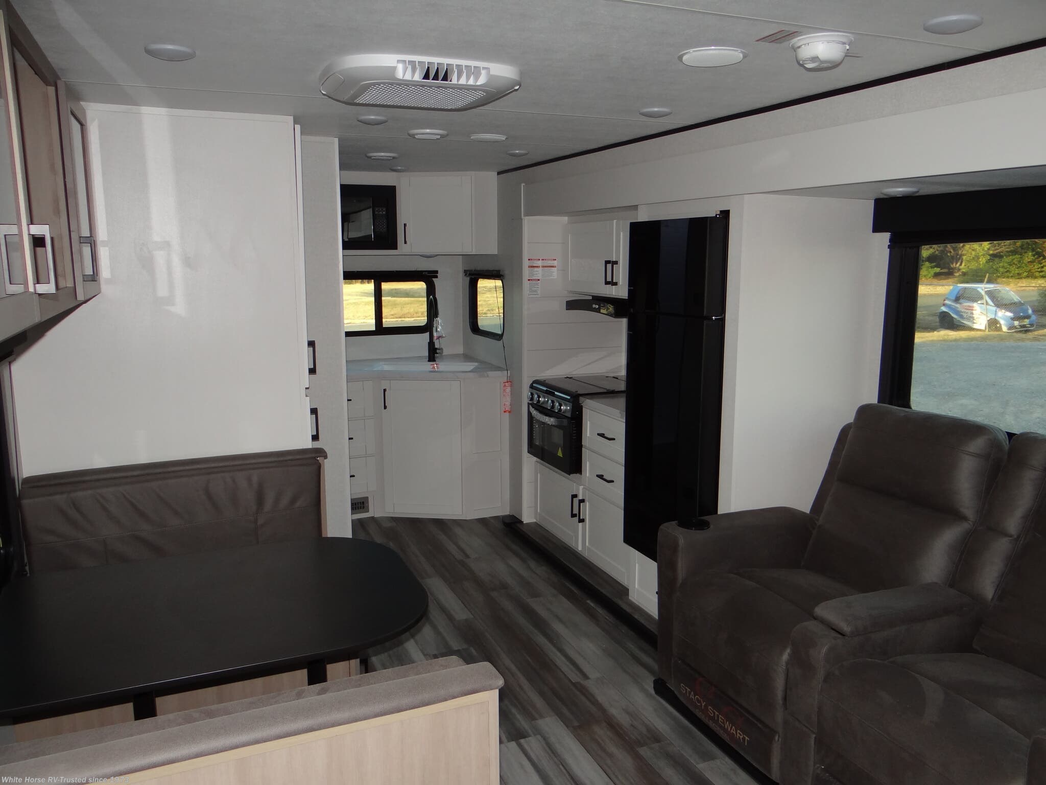 New 2025 Jayco Jay Flight SLX 225MLSW available in Williamstown, New Jersey
