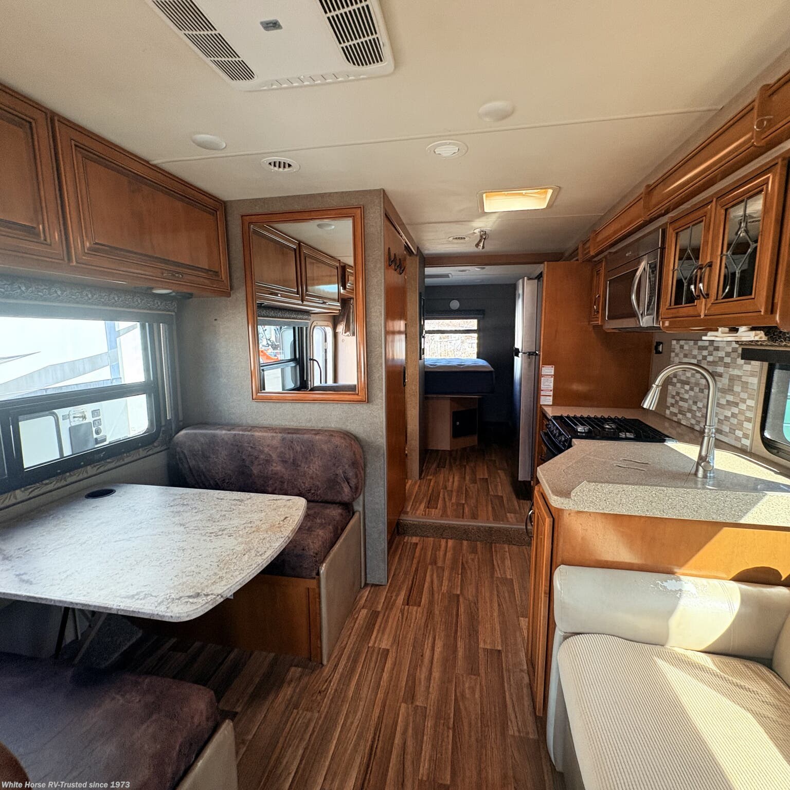 2017 Quantum PD31 by Thor Motor Coach from White Horse RV Center in Williamstown, New Jersey