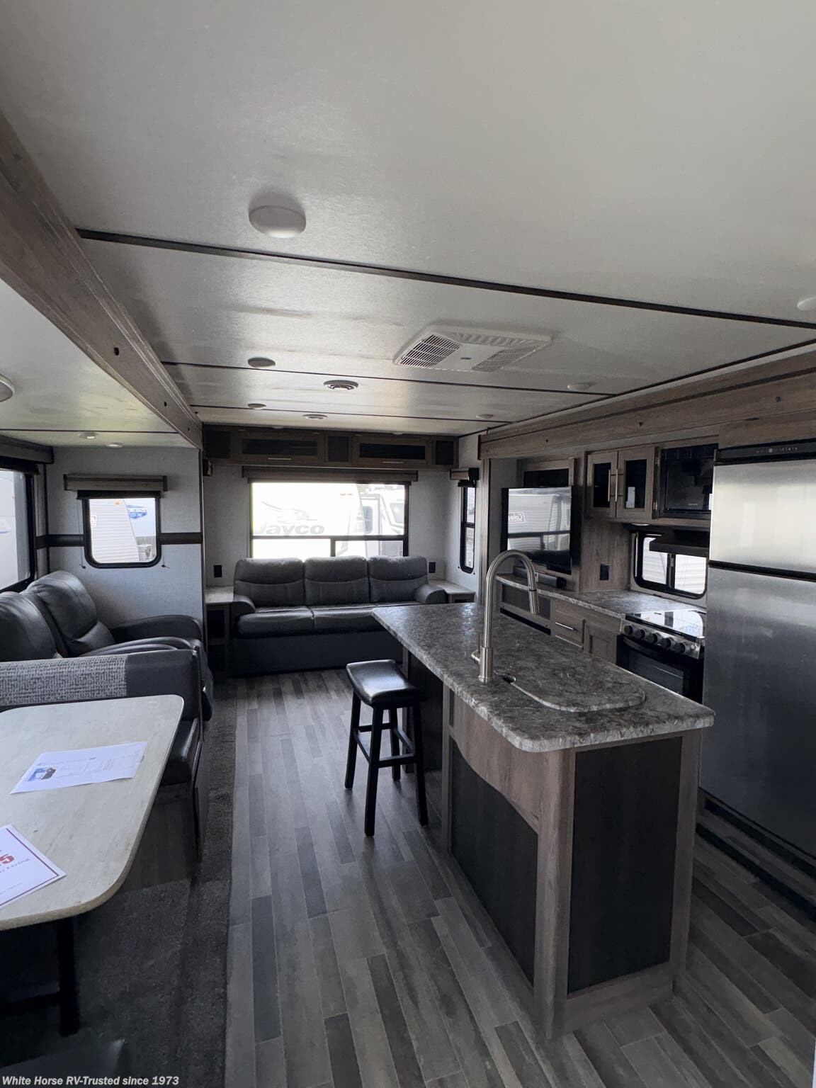 2021 Zinger 340MB by CrossRoads from White Horse RV Center in Williamstown, New Jersey