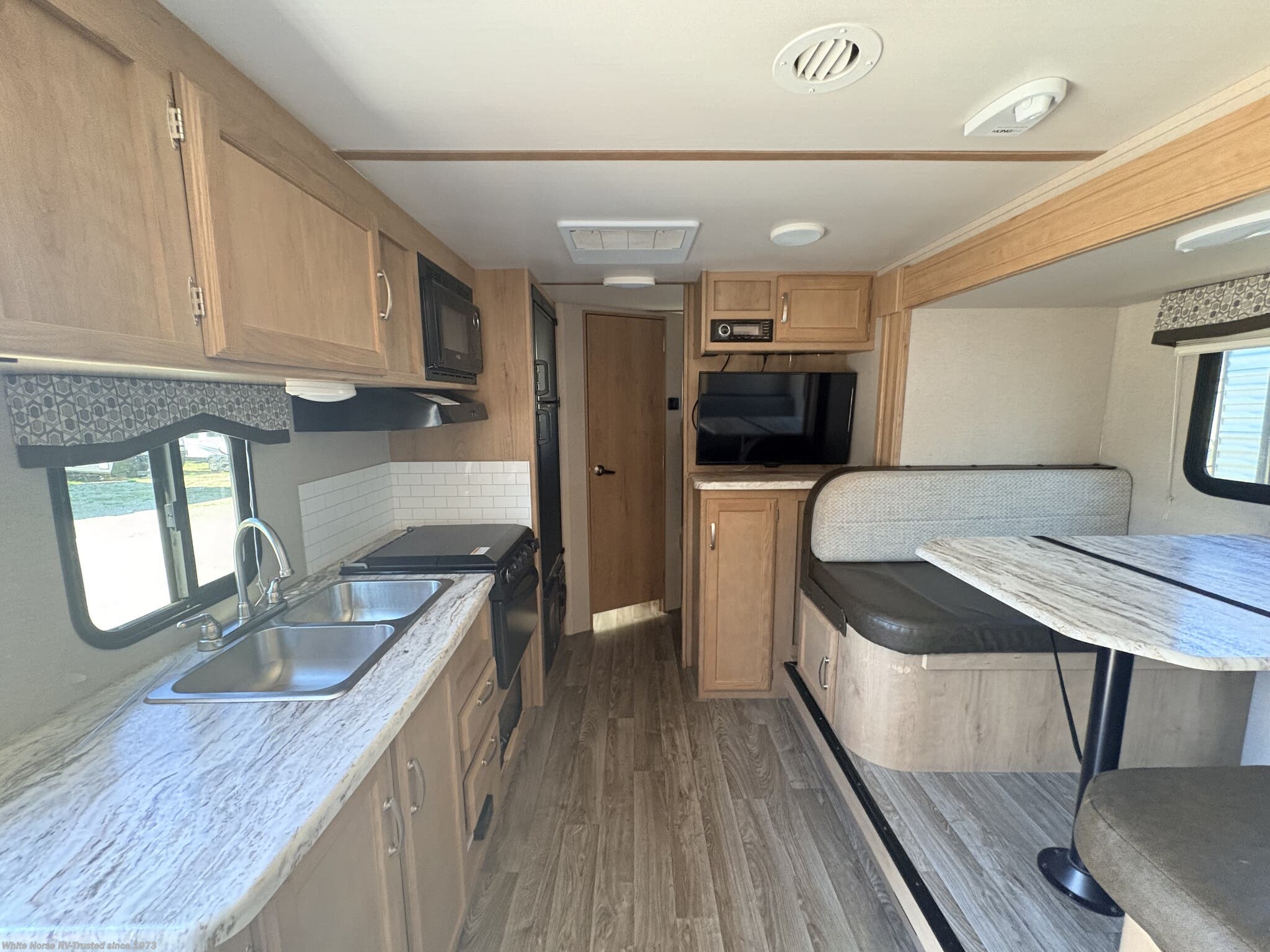 2020 Micro Minnie 2306 by Winnebago from White Horse RV Center in Williamstown, New Jersey