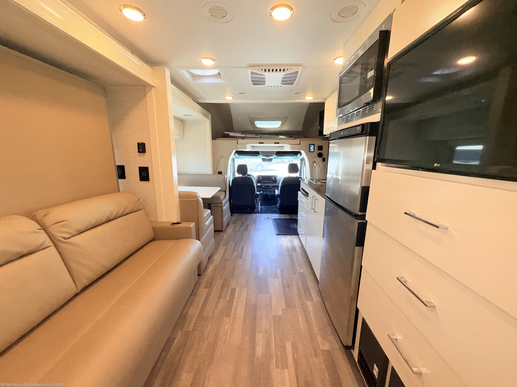 Used 2021 Tiffin Wayfarer 25RW available in Williamstown, New Jersey