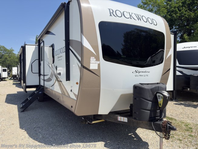 2018 Forest River Rockwood Signature Ultra Lite 8328bs