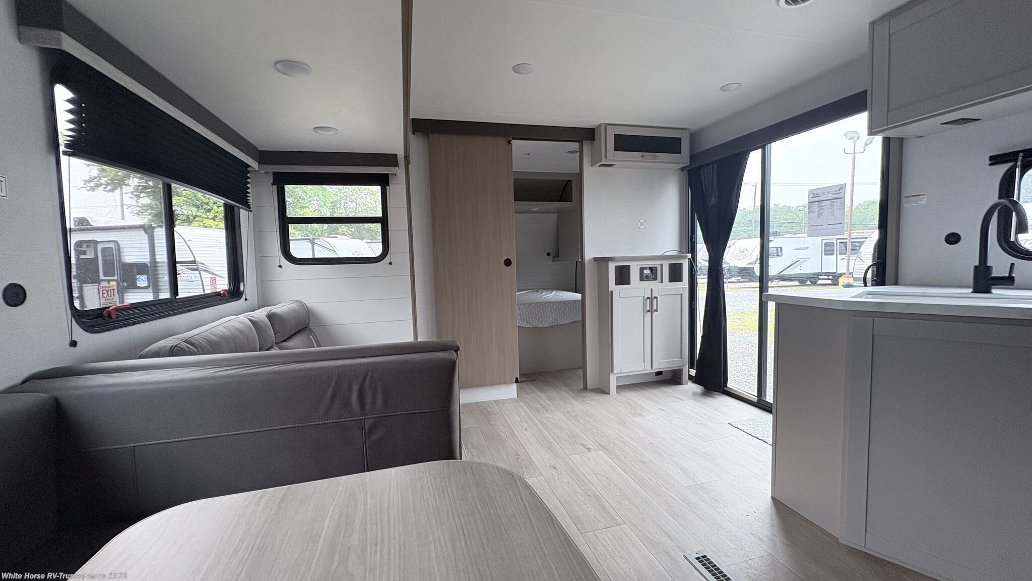 New 2027 Jayco Jay Flight 380DQS available in Williamstown, New Jersey