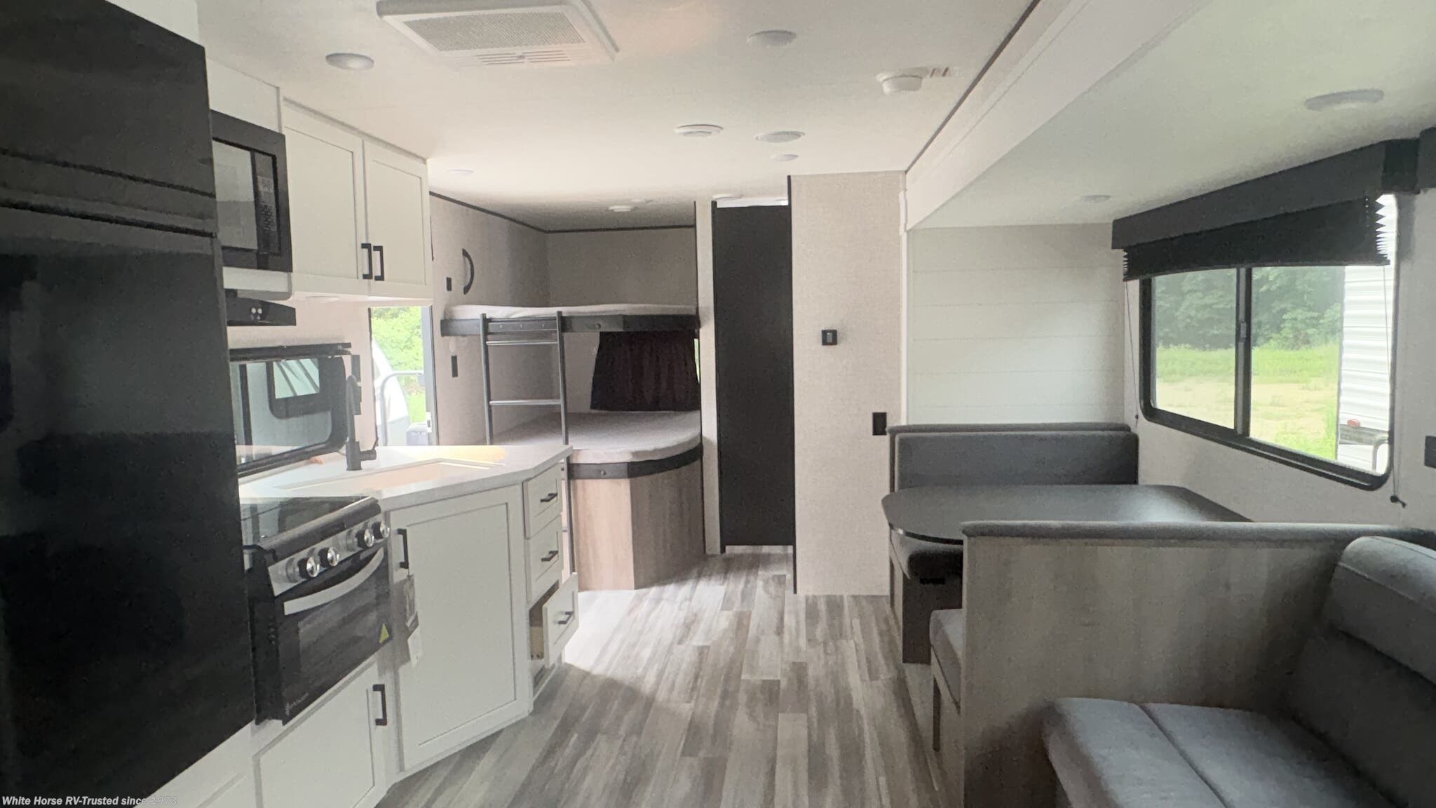 Used 2025 Jayco Jay Flight SLX 263BHSW available in Williamstown, New Jersey