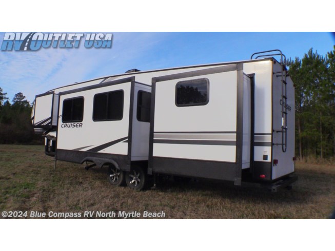 2022 CrossRoads Cruiser Aire 32BH - New Fifth Wheel For Sale by RV Outlet USA of NMB in Longs, South Carolina