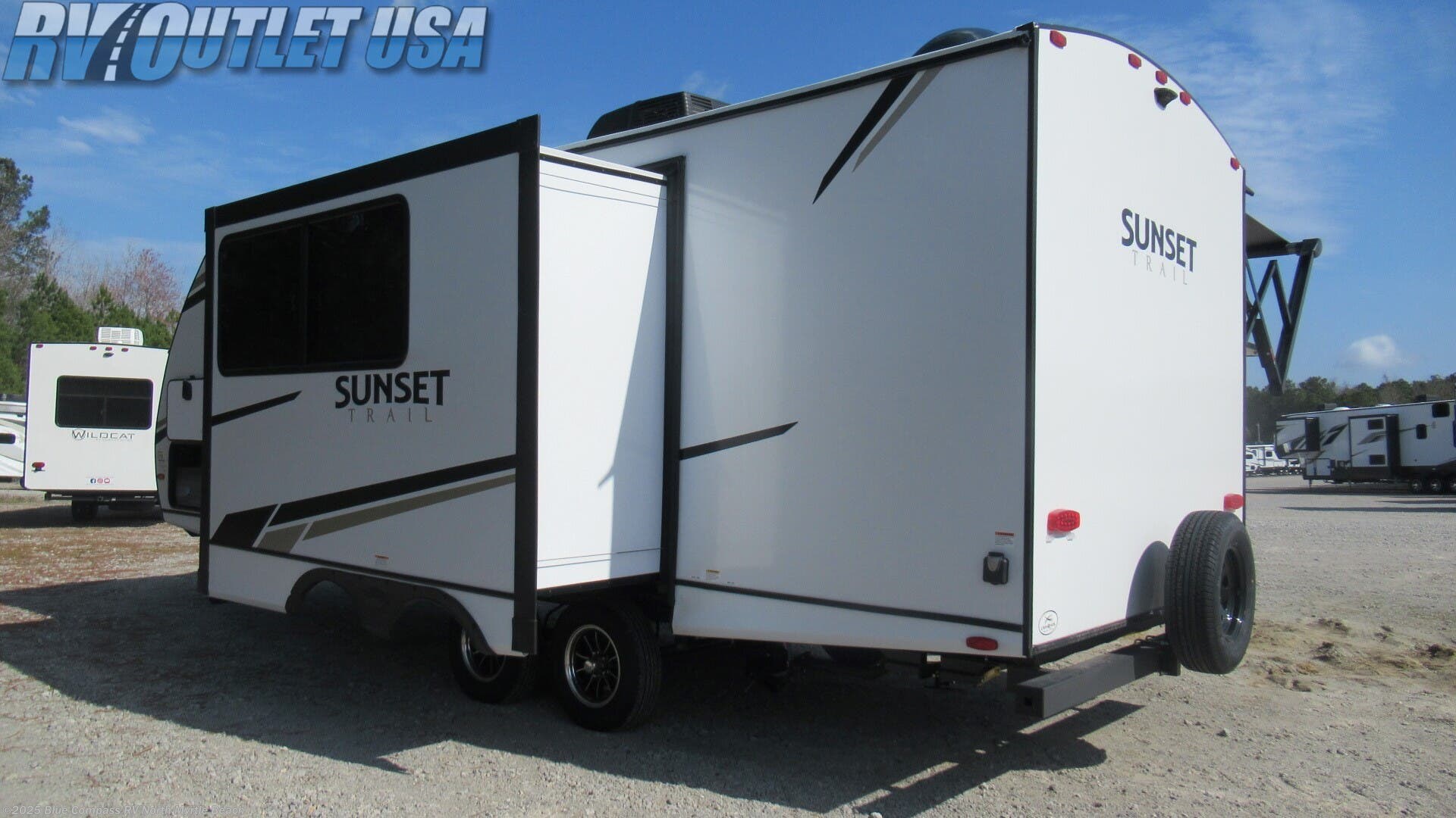 2022 CrossRoads Sunset Trail Super Lite 222RB RV for Sale in Longs, SC