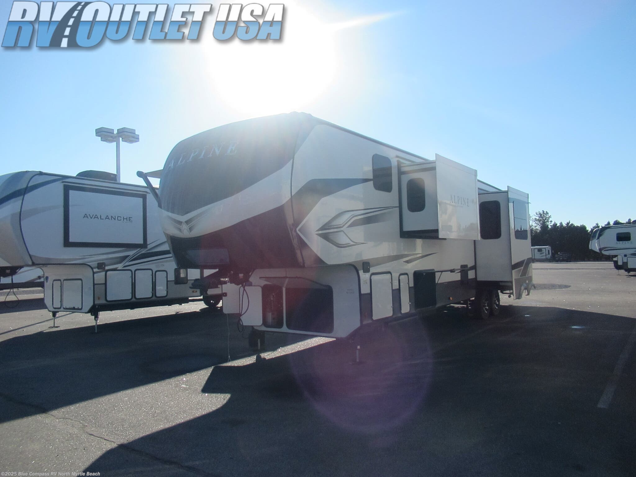 2022 Keystone Alpine 3910RK RV for Sale in Longs, SC 29568 SCKA3060