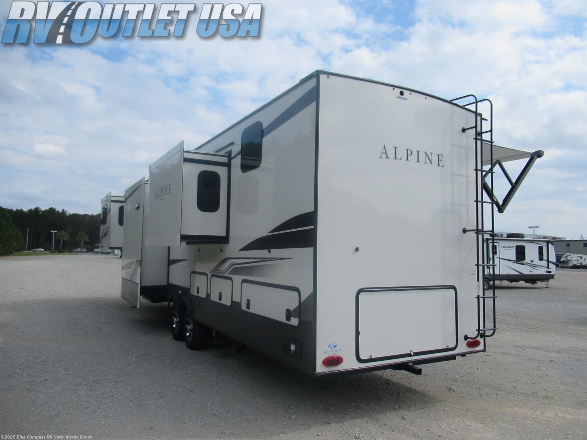 2023 Keystone Alpine 3700FL RV for Sale in Longs, SC 29568 T61692