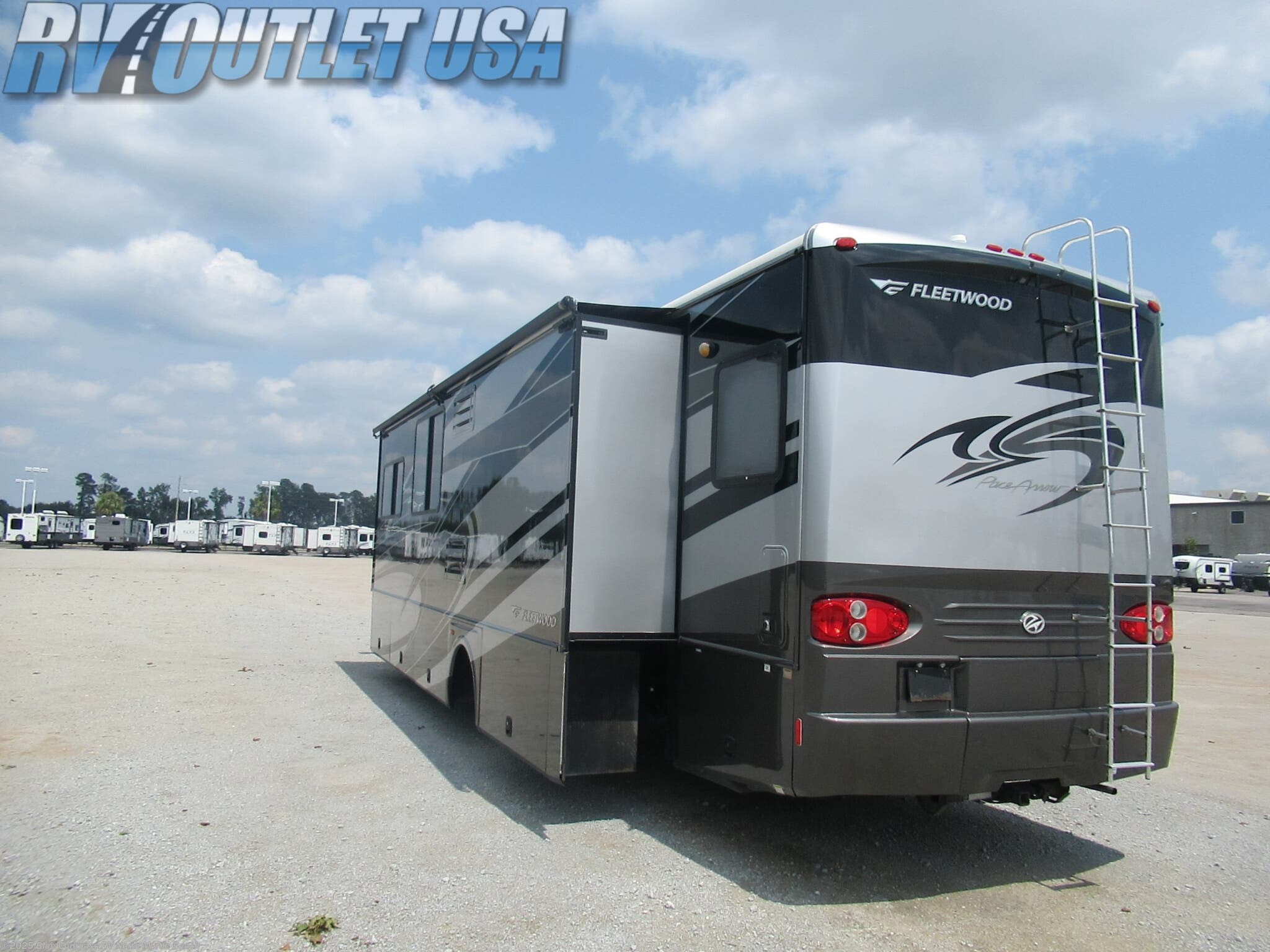 2008 Fleetwood Pace Arrow 36D RV for Sale in Longs, SC 29568 CM270135
