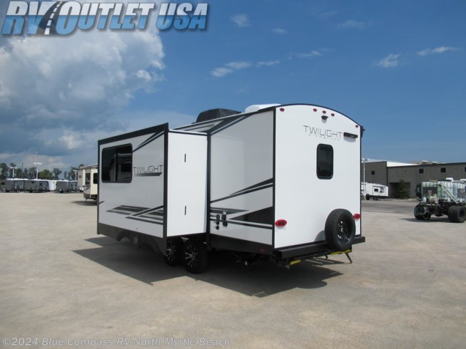 2024 Twilight Signature 21RB by Cruiser RV from Blue Compass RV North Myrtle Beach in Longs, South Carolina