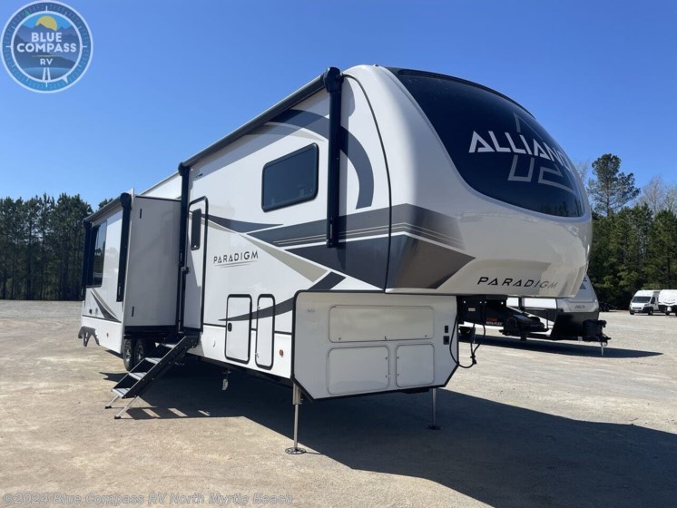 New 2024 Alliance RV Paradigm 395DS available in Longs, South Carolina
