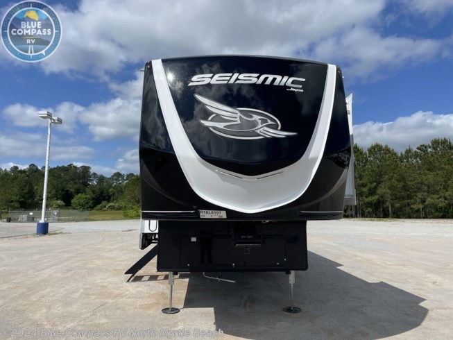 2024 Jayco Seismic 395 - New Toy Hauler For Sale by Blue Compass RV North Myrtle Beach in Longs, South Carolina