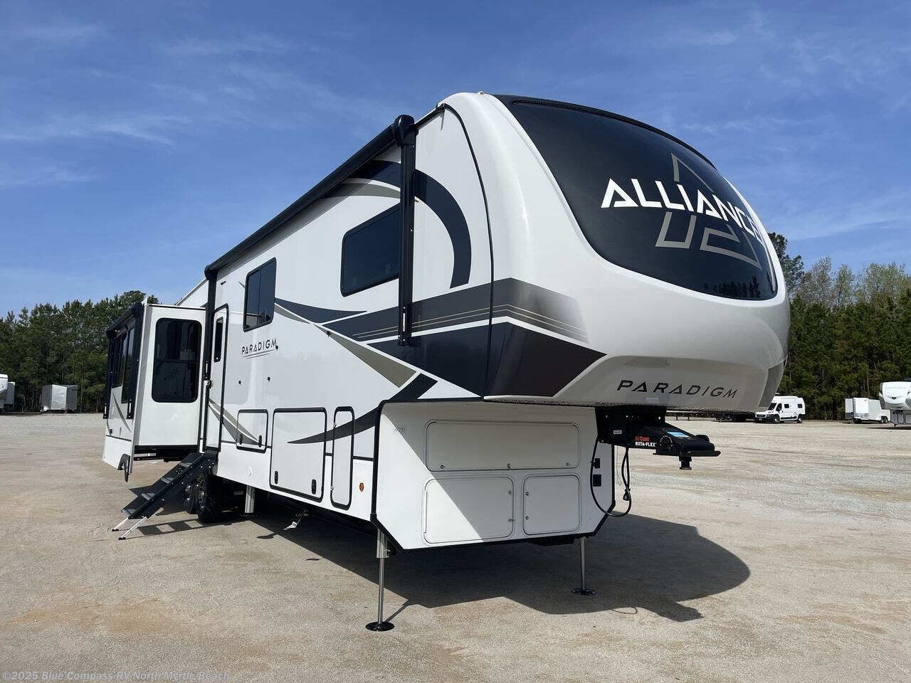 2024 Alliance RV Paradigm 380MP RV for Sale in Longs, SC 29568 T84276
