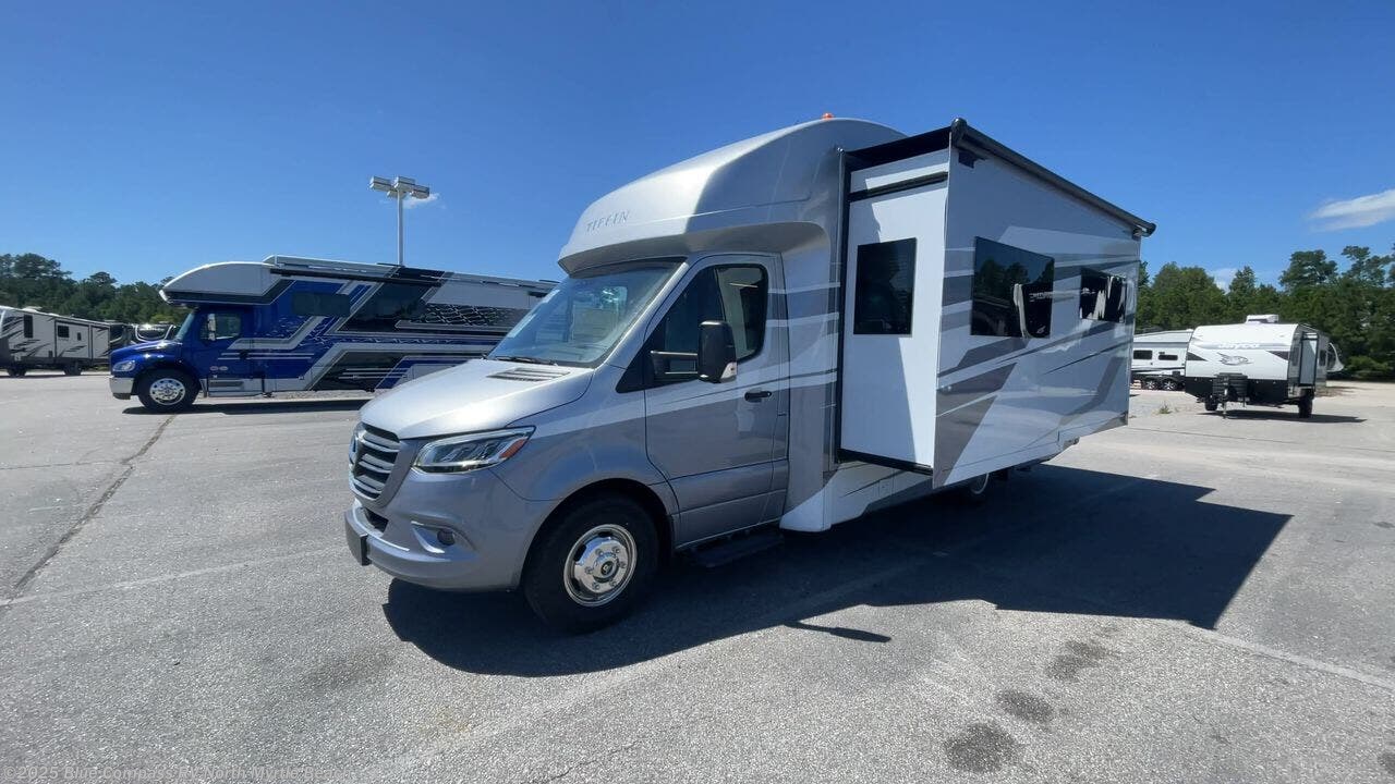 New 2026 Tiffin Wayfarer 25XRW available in Longs, South Carolina
