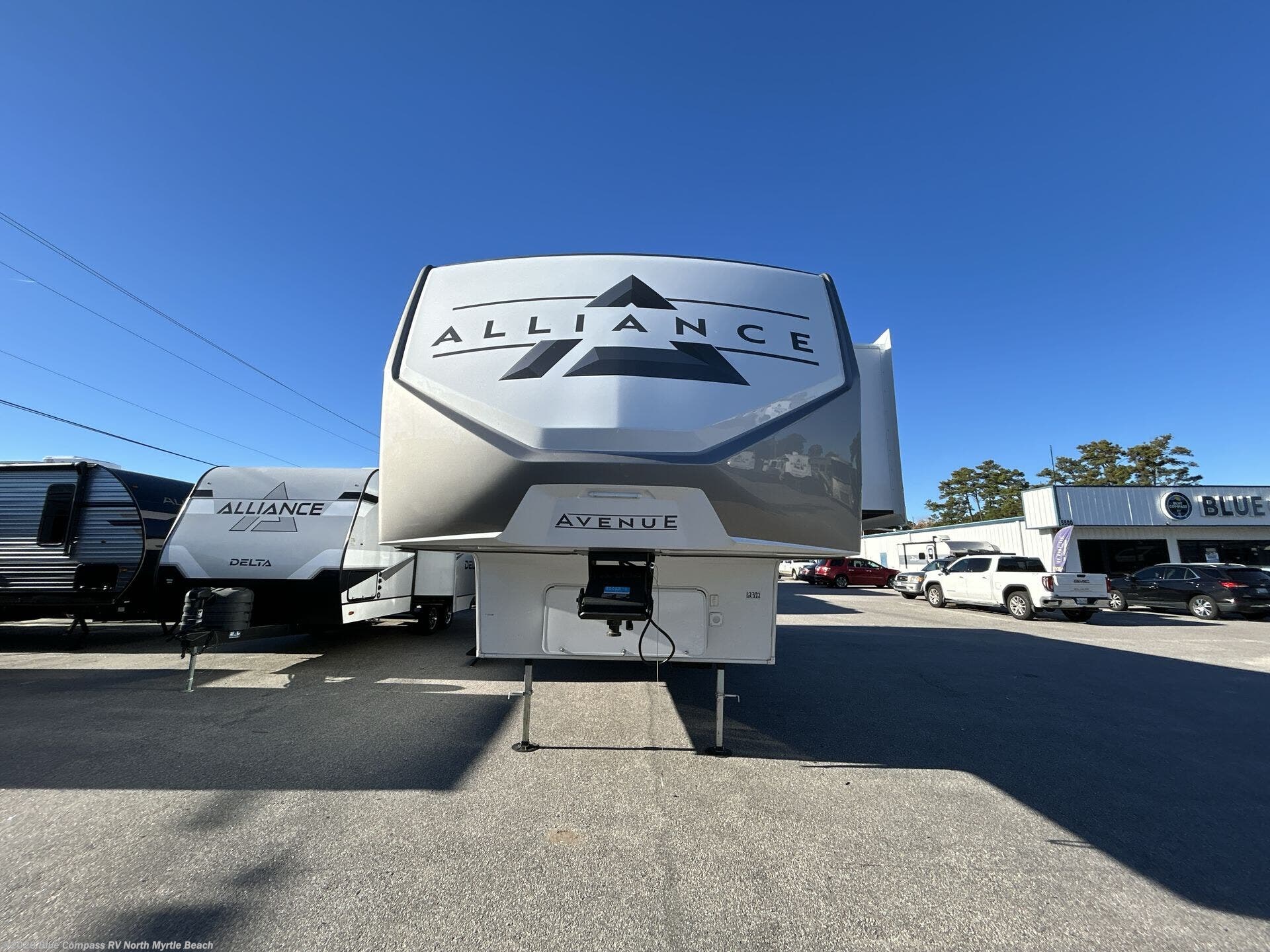 New 2026 Alliance RV Avenue 32RLS available in Longs, South Carolina