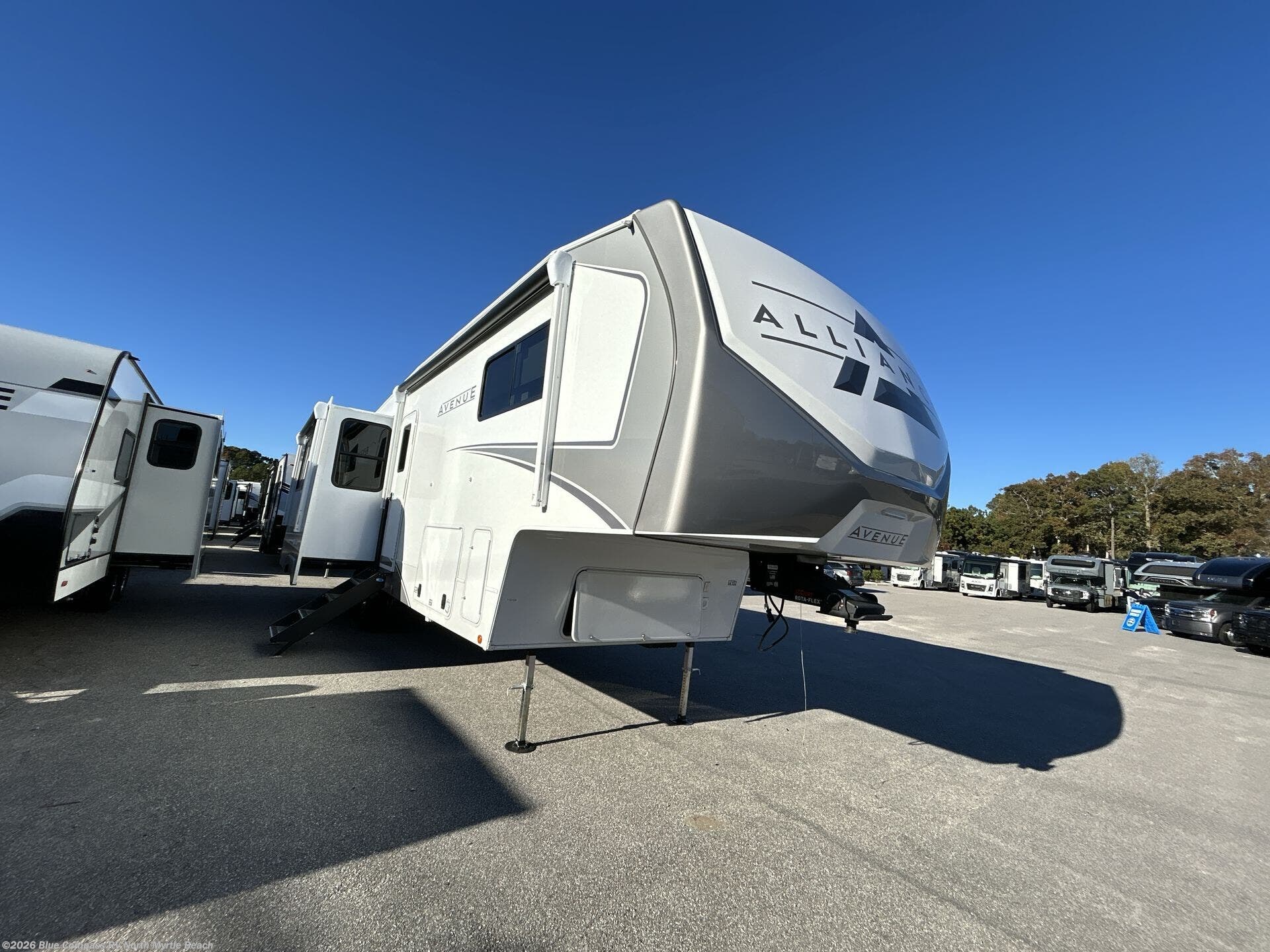 2026 Avenue 32RLS by Alliance RV from Blue Compass RV North Myrtle Beach in Longs, South Carolina