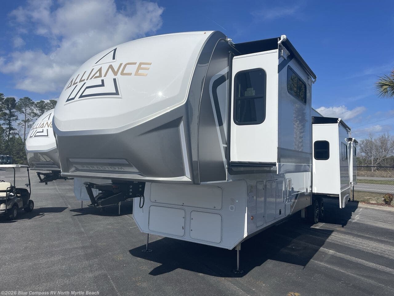 New 2026 Alliance RV Paradigm 395DS available in Longs, South Carolina