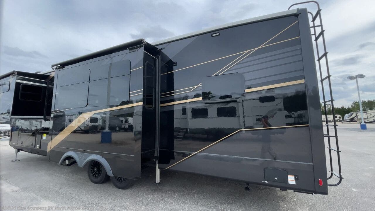 2026 Pinnacle 38FBRK by Jayco from Blue Compass RV North Myrtle Beach in Longs, South Carolina