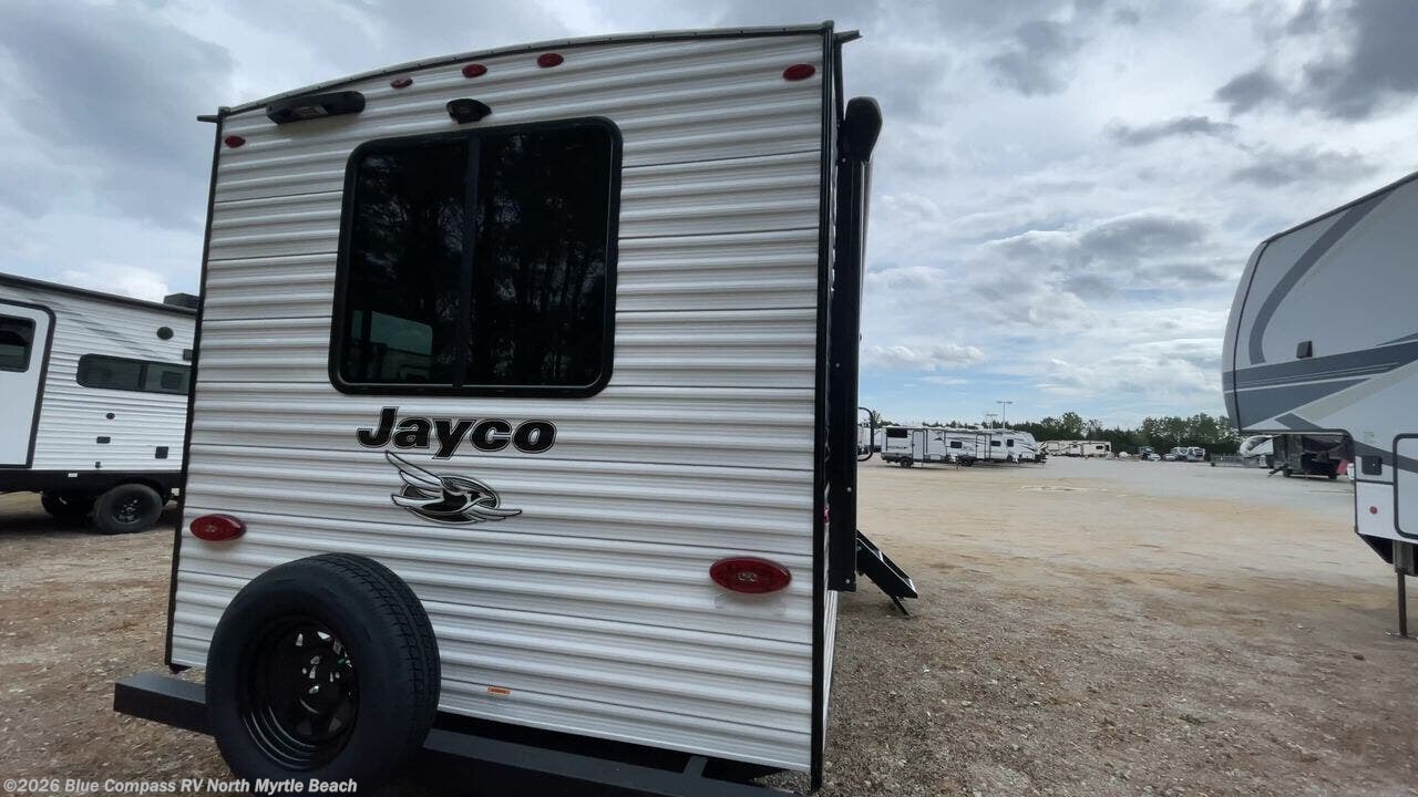 New 2026 Jayco Jay Flight SLX 210QB available in Longs, South Carolina
