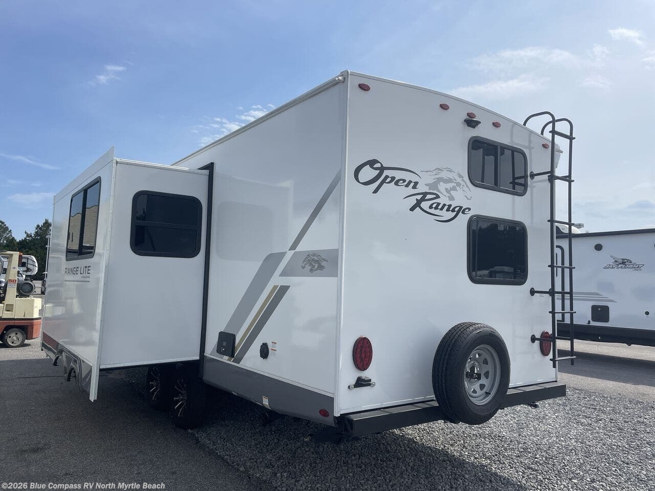 Used 2025 Highland Ridge Range Lite 241BH available in Longs, South Carolina