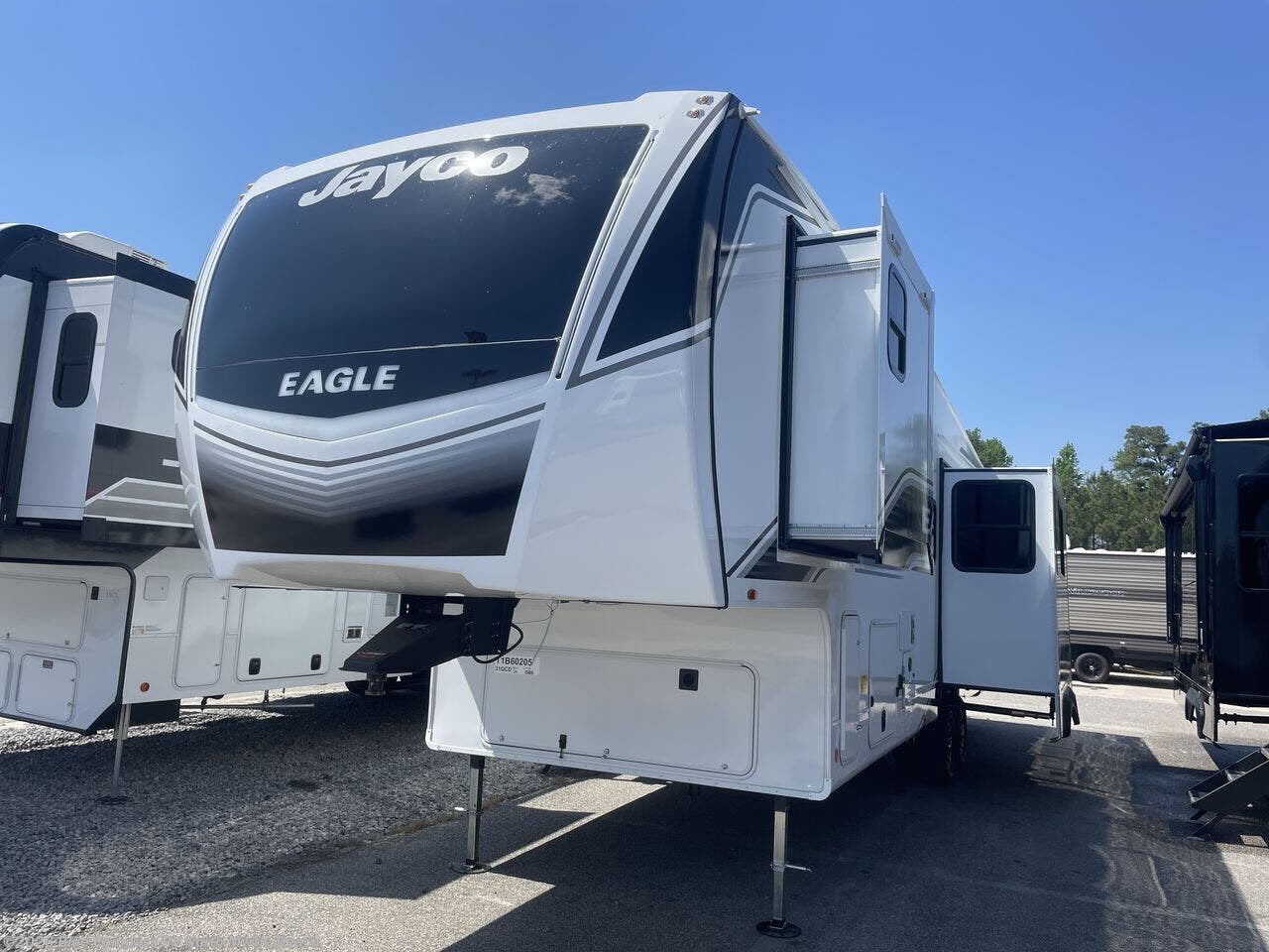 New 2026 Jayco Eagle HT 31QCD available in Longs, South Carolina