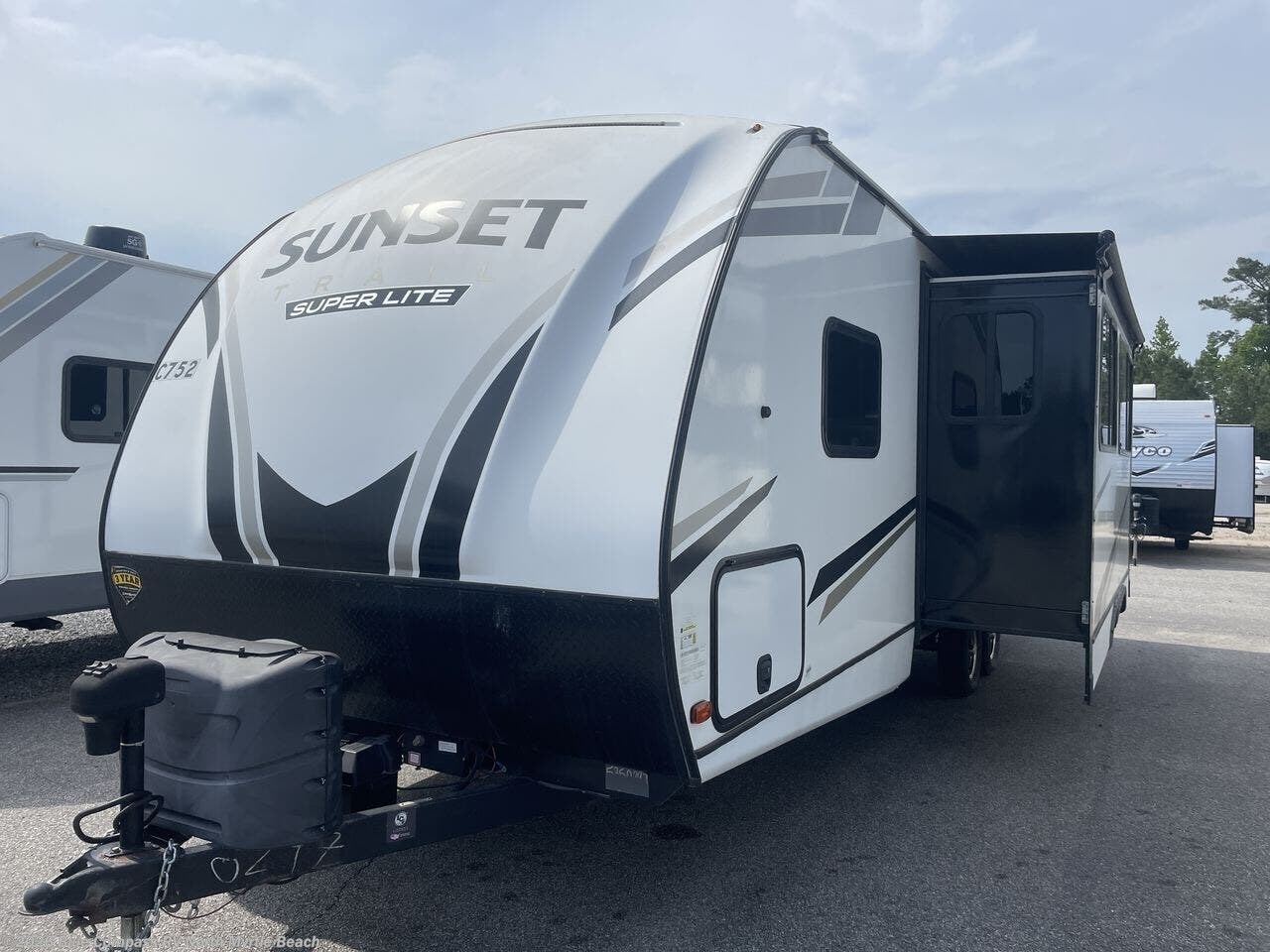 Used 2022 CrossRoads Sunset Trail SS253RB available in Longs, South Carolina