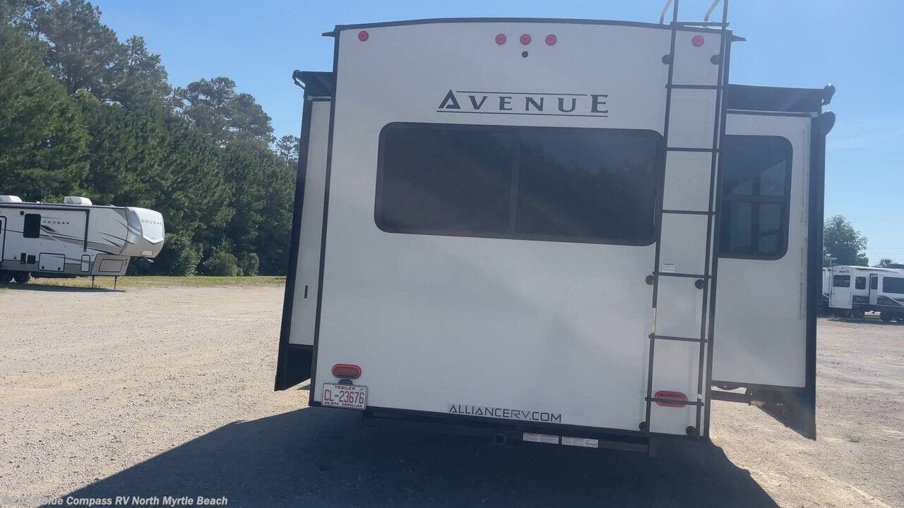 2022 Avenue 32RLS by Alliance RV from Blue Compass RV North Myrtle Beach in Longs, South Carolina
