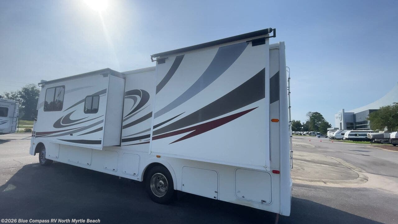 2011 Mirada 32DS by Coachmen from Blue Compass RV North Myrtle Beach in Longs, South Carolina
