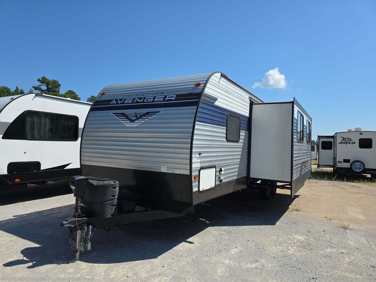 2022 Avenger 27DBS by Prime Time from Blue Compass RV North Myrtle Beach in Longs, South Carolina