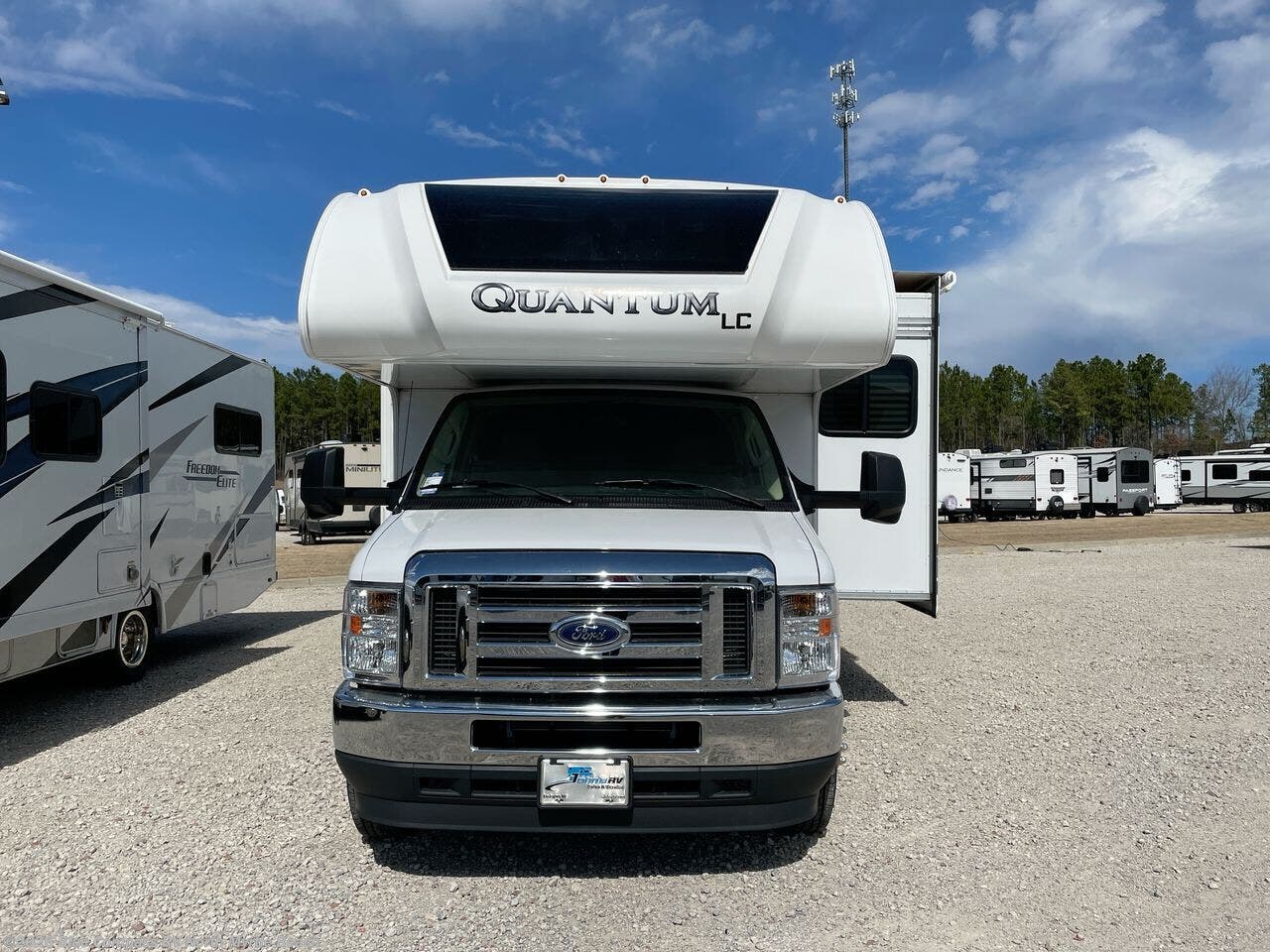 Used 2022 Thor Motor Coach Quantum LC LC25 available in Longs, South Carolina
