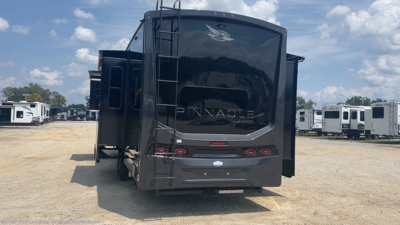 New 2027 Jayco Pinnacle 38FBRK available in Longs, South Carolina
