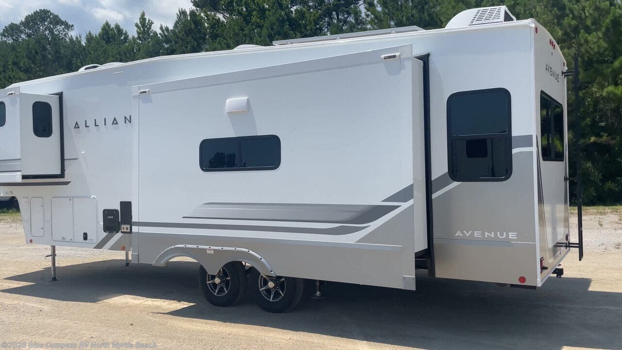 2027 Avenue 32RLS by Alliance RV from Blue Compass RV North Myrtle Beach in Longs, South Carolina