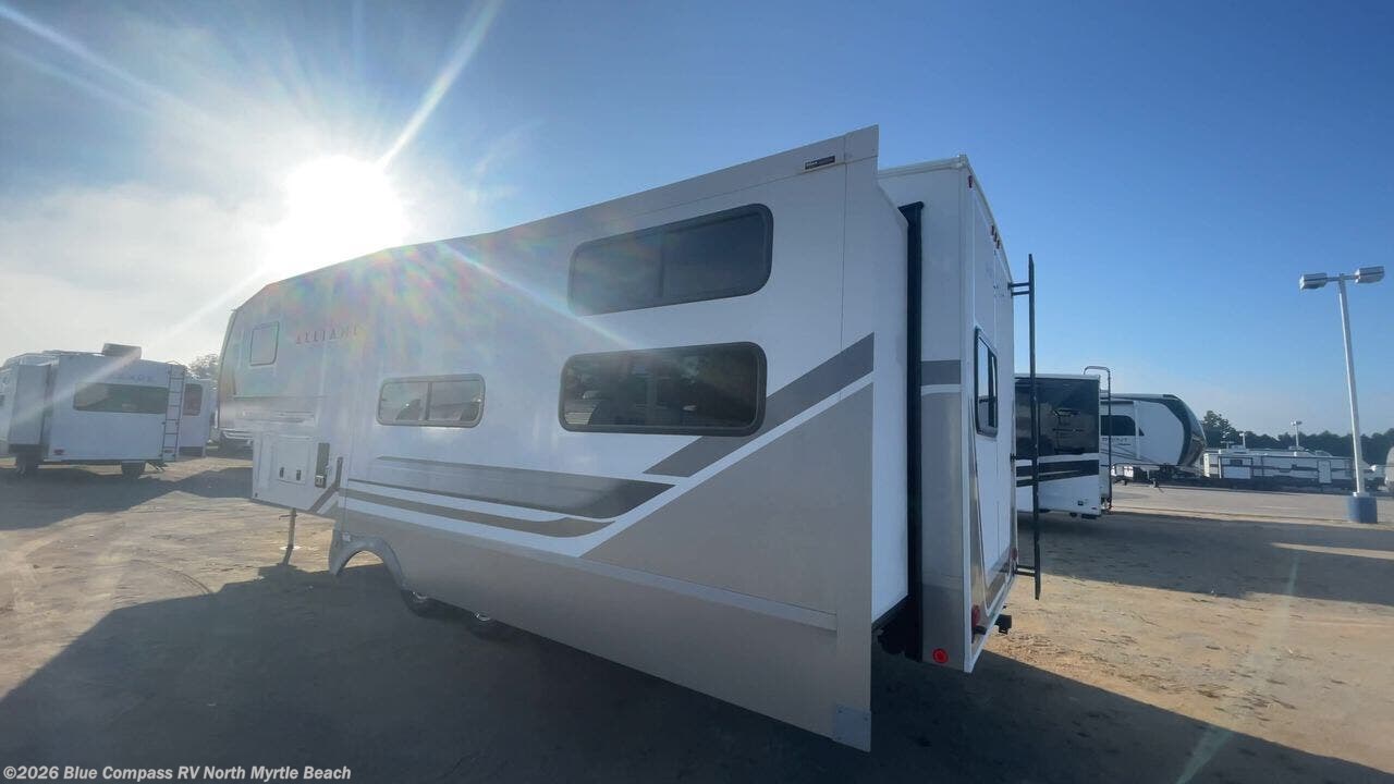2027 Avenue All-Access 30BH by Alliance RV from Blue Compass RV North Myrtle Beach in Longs, South Carolina