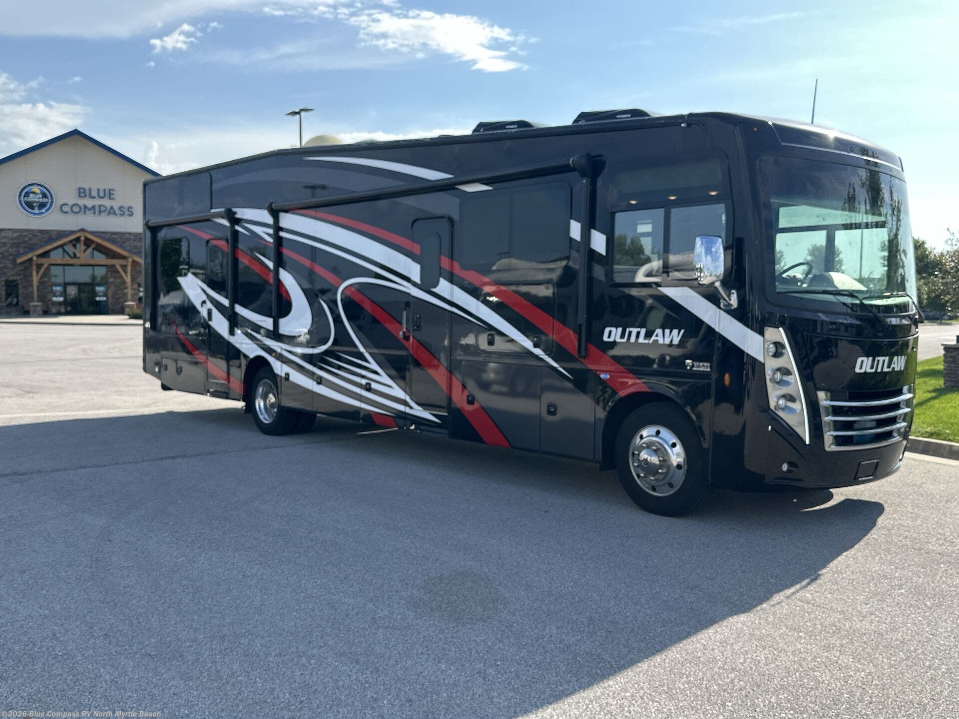 2022 Outlaw 38KB by Thor Motor Coach from Blue Compass RV North Myrtle Beach in Longs, South Carolina