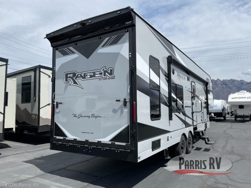 New 2027 Genesis Supreme Rage'n 3317RCKXL available in Murray, Utah